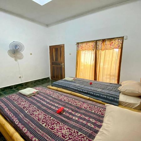 Duyung Rooms & Resto Gerupuk Bumbang Luaran gambar