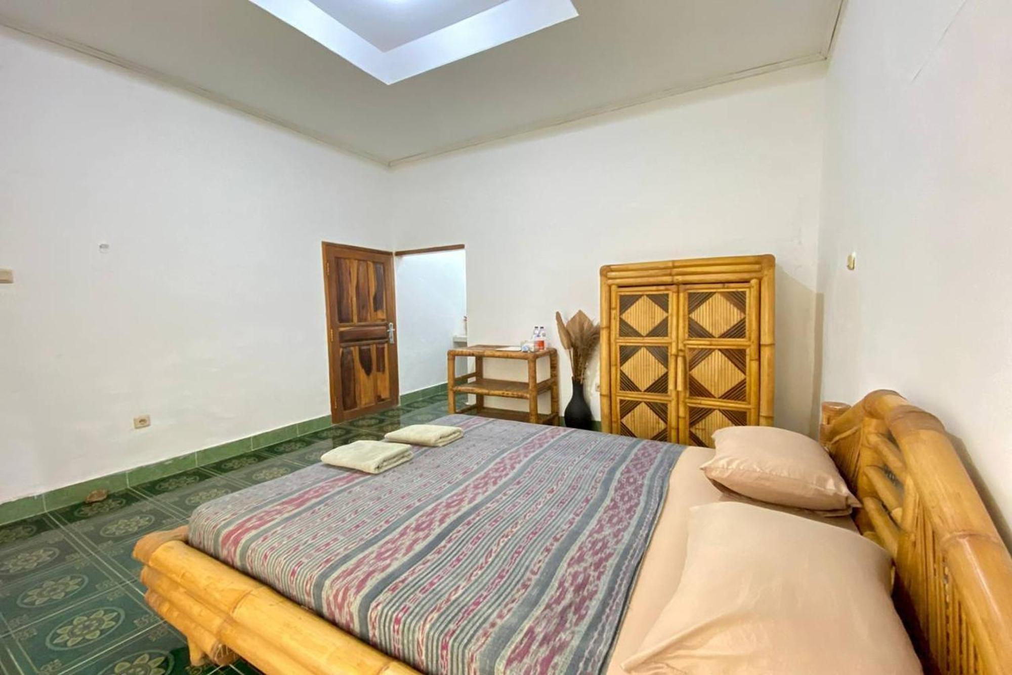 Duyung Rooms & Resto Gerupuk Bumbang Luaran gambar
