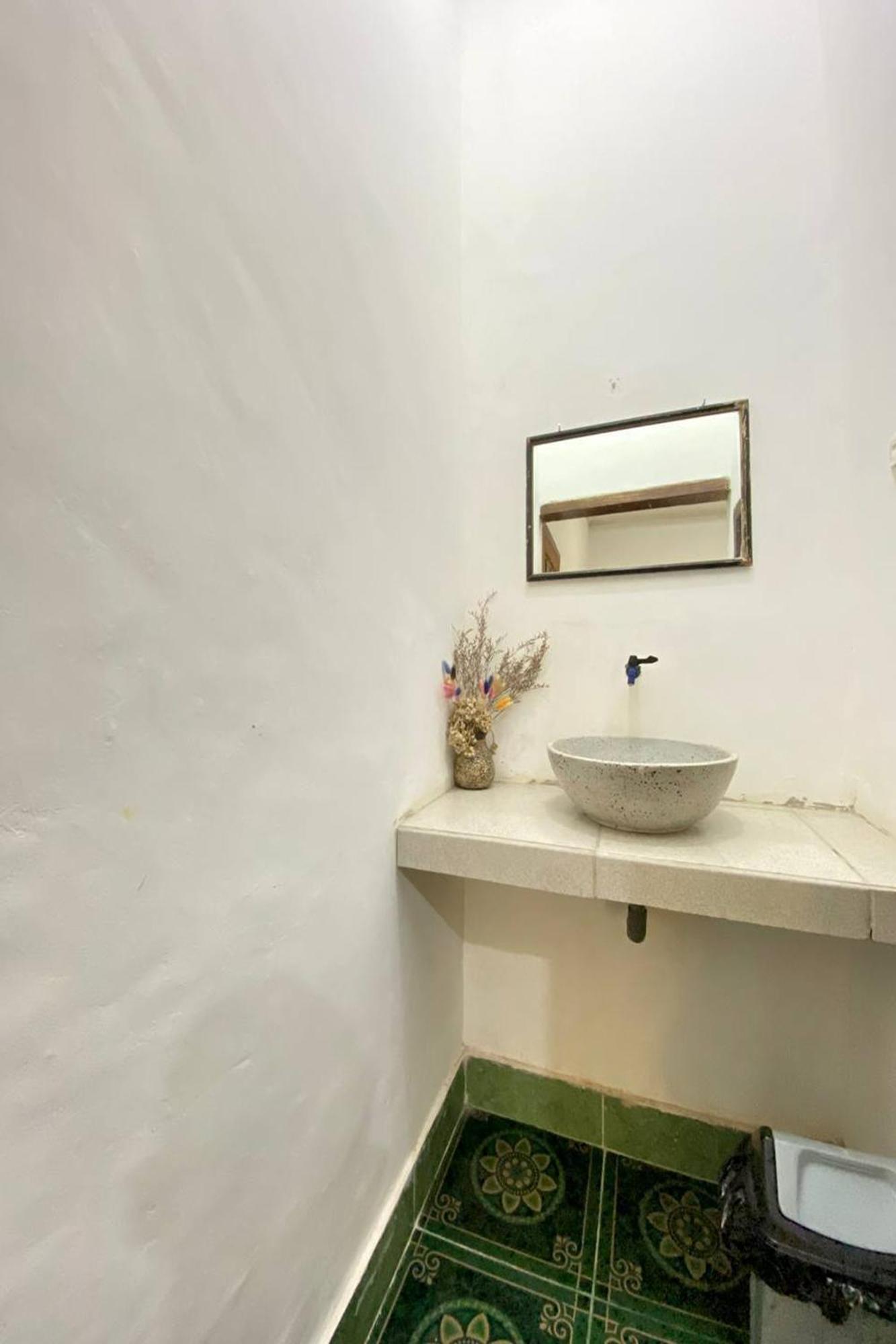 Duyung Rooms & Resto Gerupuk Bumbang Luaran gambar