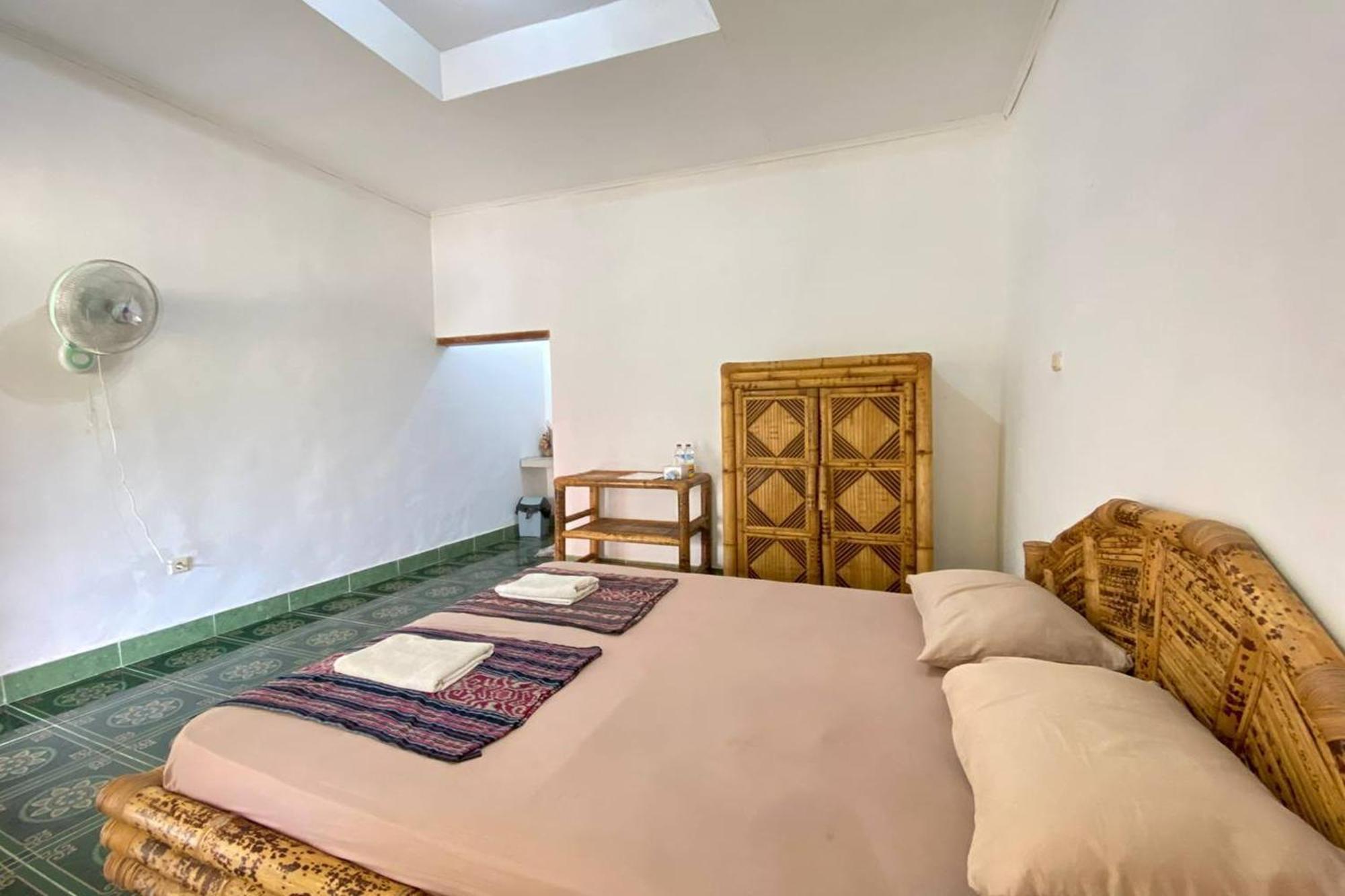 Duyung Rooms & Resto Gerupuk Bumbang Luaran gambar